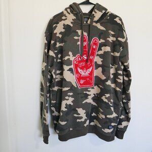 Bleeker & Mercer Men's 2XL Camo & Red Piece Sign Hoodie